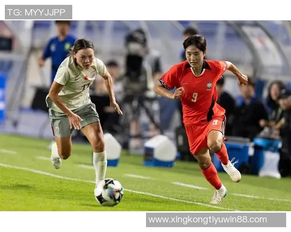 武汉女足上半场补时阶段失误被扳平浪费机会遭遇惩罚的教训