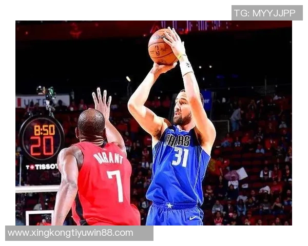 华盛顿谈弗拉格表现称其正在努力寻求个人定位与发展方向