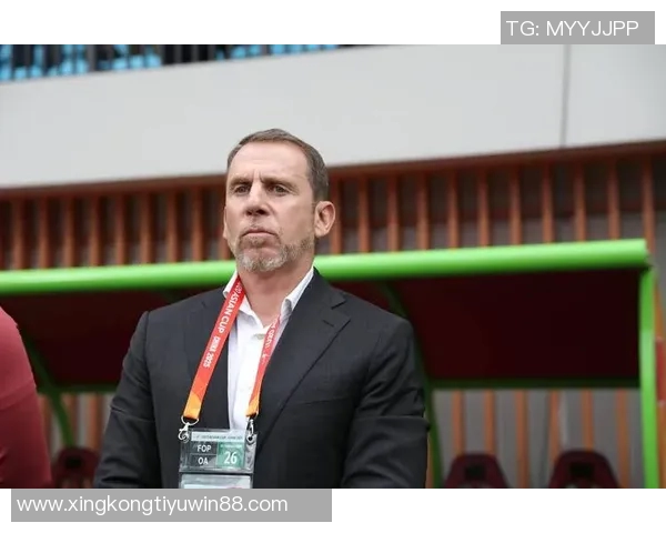 国足主帅人选或在十月揭晓足协倾向于经验丰富的欧洲教练